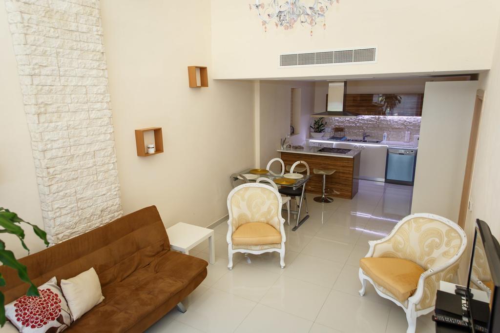 Sunrise Arches Apartments Limassol Eksteriør billede