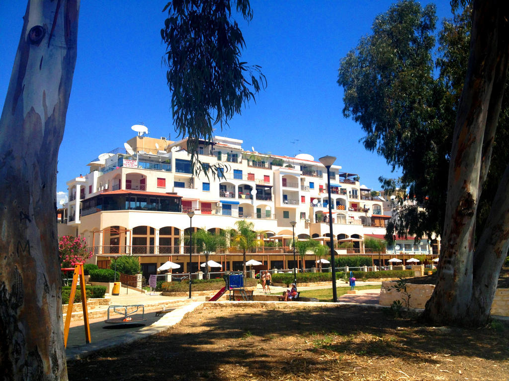 Sunrise Arches Apartments Limassol Eksteriør billede
